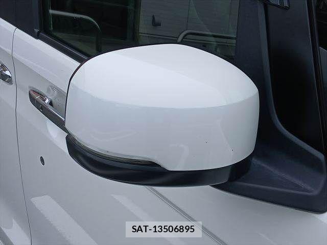 Honda N BOX CUSTOM 2019-09 8881120-21