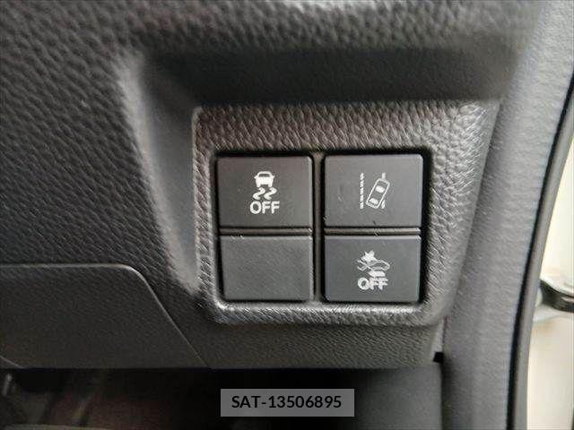 Honda N BOX CUSTOM 2019-09 8881120-8