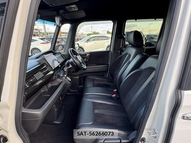 Honda N BOX CUSTOM 2019-11 8881135-9