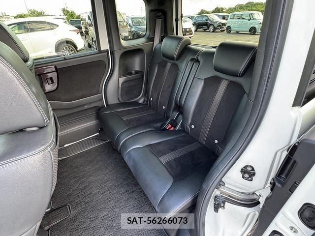 Honda N BOX CUSTOM 2019-11 8881135-10