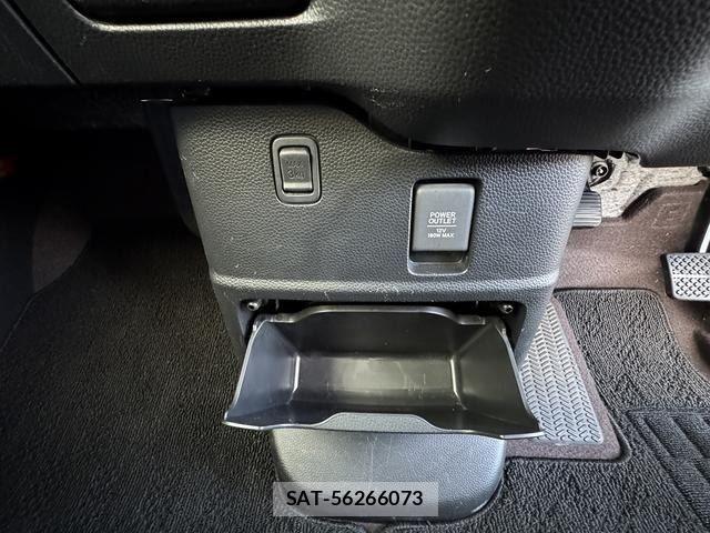 Honda N BOX CUSTOM 2019-11 8881135-26