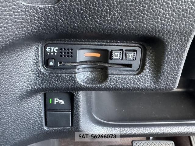 Honda N BOX CUSTOM 2019-11 8881135-27