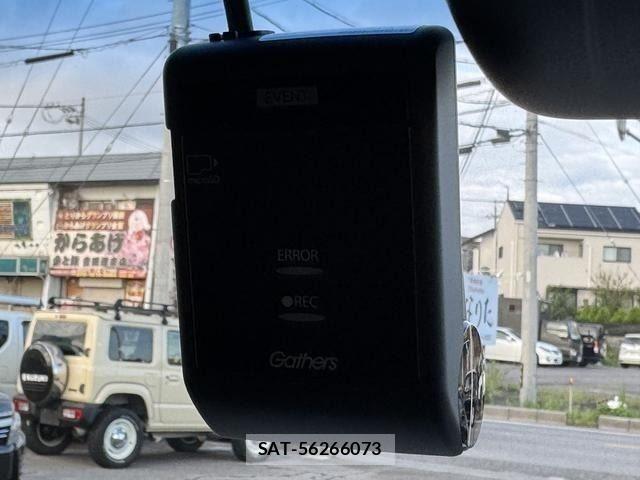 Honda N BOX CUSTOM 2019-11 8881135-29