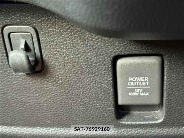 Honda N BOX CUSTOM 2020-08 8881137-28