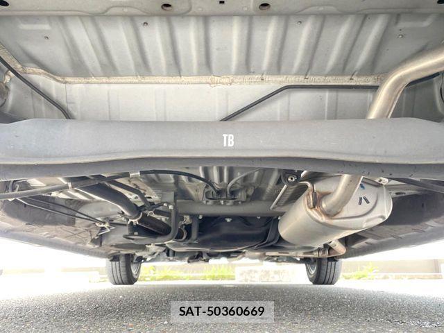 Honda N BOX CUSTOM 2020-06 8881138-17