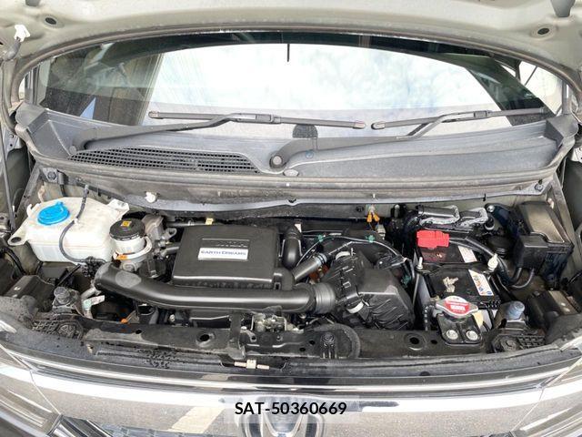 Honda N BOX CUSTOM 2020-06 8881138-18