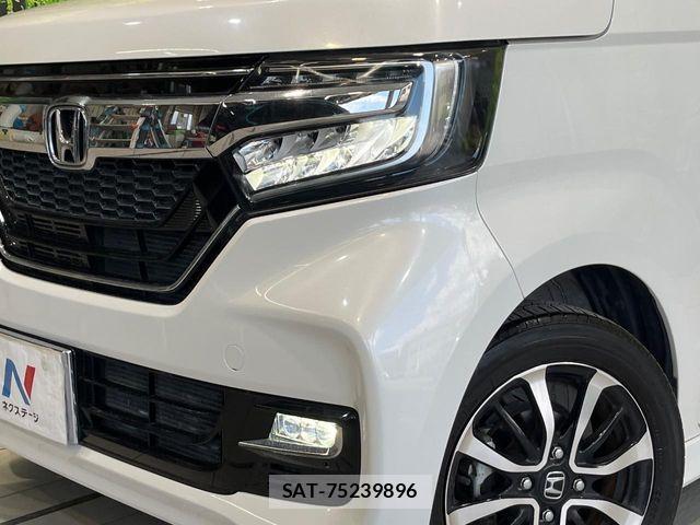 Honda N BOX CUSTOM 2020-03 8881117-12