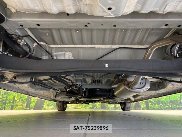 Honda N BOX CUSTOM 2020-03 8881117-19