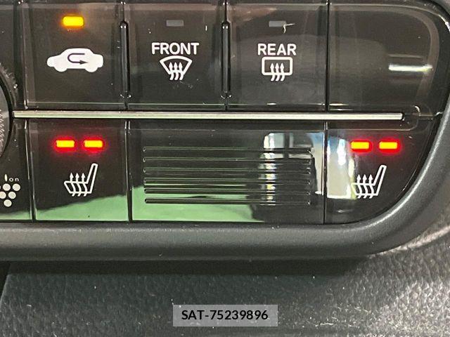 Honda N BOX CUSTOM 2020-03 8881117-5