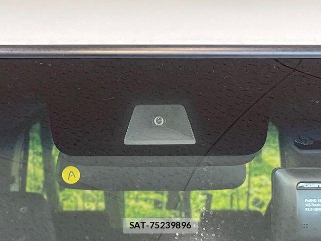 Honda N BOX CUSTOM 2020-03 8881117-6