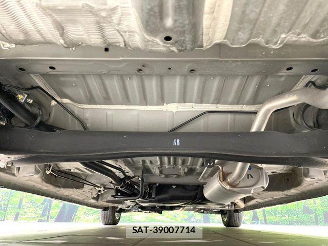 Honda N BOX CUSTOM 2023-03 8881090-18