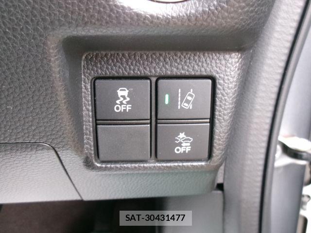 Honda N BOX CUSTOM 2019-06 8881134-11