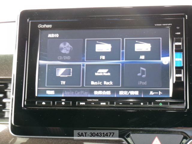 Honda N BOX CUSTOM 2019-06 8881134-15