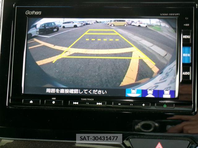 Honda N BOX CUSTOM 2019-06 8881134-16