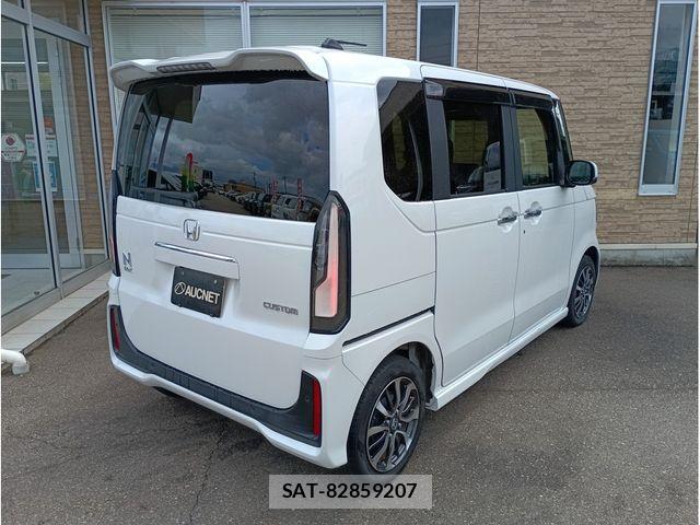 Honda N BOX CUSTOM 2023-10 8881100-2