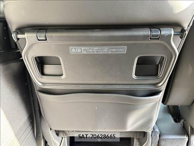 Honda N BOX CUSTOM 2024-02 8881092-20