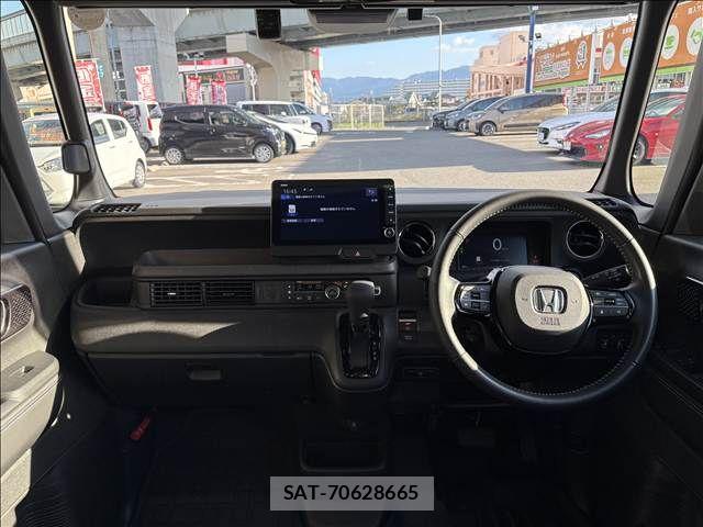 Honda N BOX CUSTOM 2024-02 8881092-22