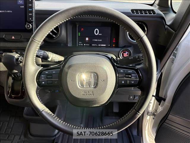 Honda N BOX CUSTOM 2024-02 8881092-23