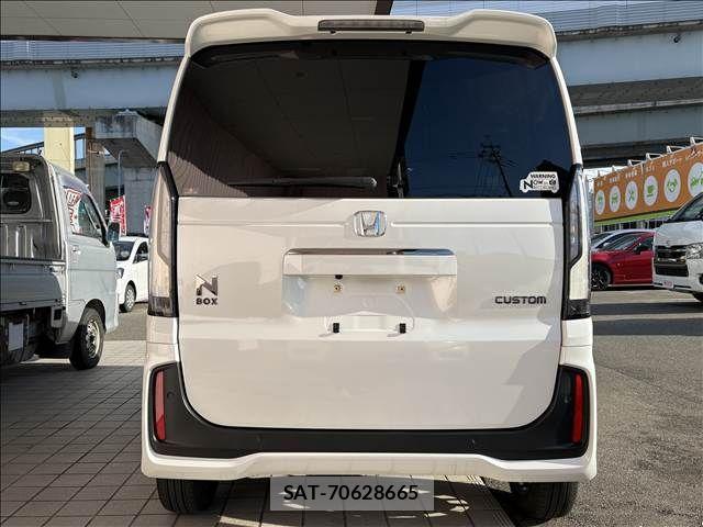 Honda N BOX CUSTOM 2024-02 8881092-2