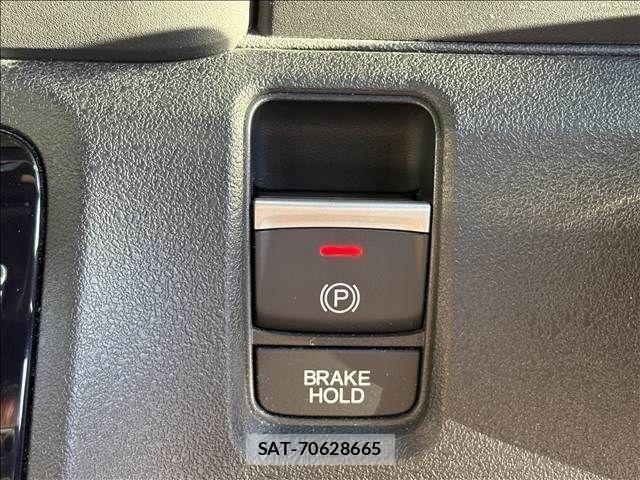 Honda N BOX CUSTOM 2024-02 8881092-29