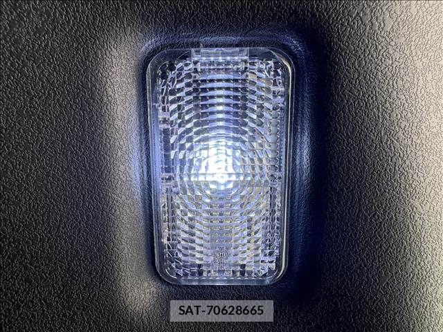 Honda N BOX CUSTOM 2024-02 8881092-7