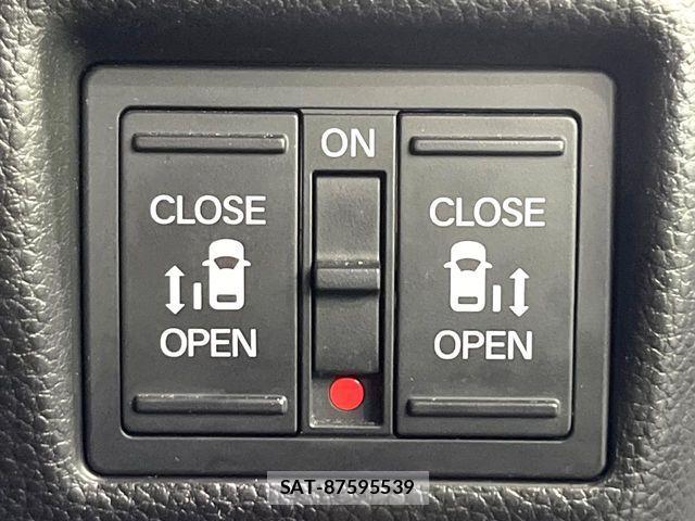 Honda N BOX CUSTOM 2019-09 8881115-5