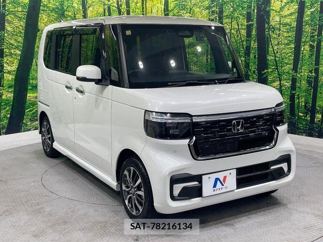 Honda N BOX CUSTOM 2023-10 8881099-16