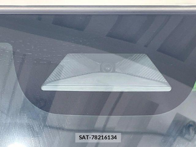 Honda N BOX CUSTOM 2023-10 8881099-4