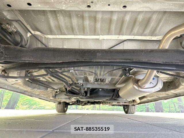 Honda N BOX CUSTOM 2020-01 8881110-18