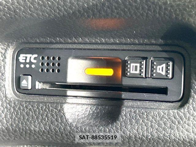 Honda N BOX CUSTOM 2020-01 8881110-6