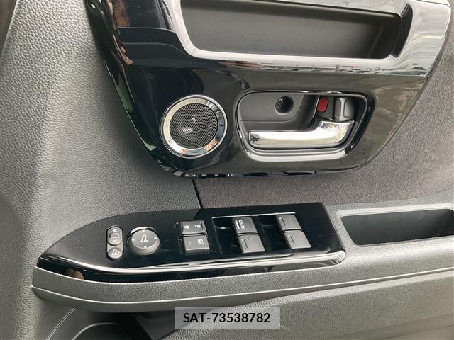 Honda N BOX CUSTOM 2023-09 8881121-10