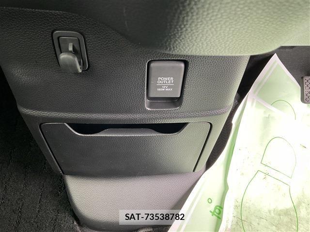 Honda N BOX CUSTOM 2023-09 8881121-15