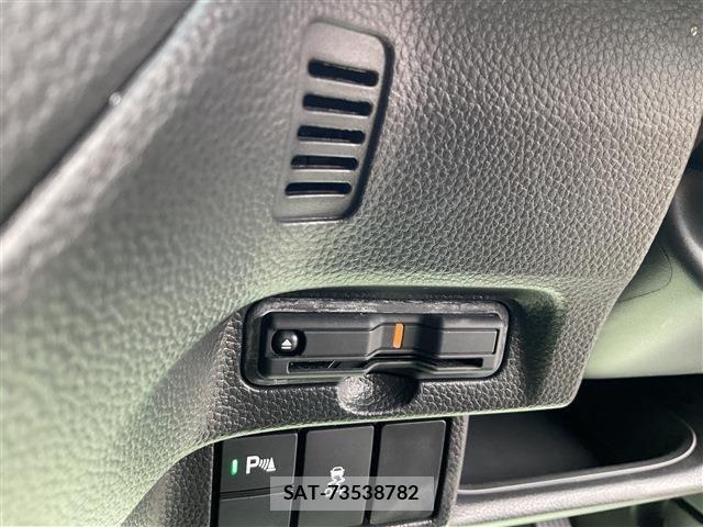 Honda N BOX CUSTOM 2023-09 8881121-4