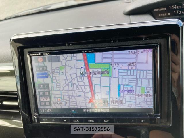 Honda N BOX CUSTOM 2018-02 8881160-17