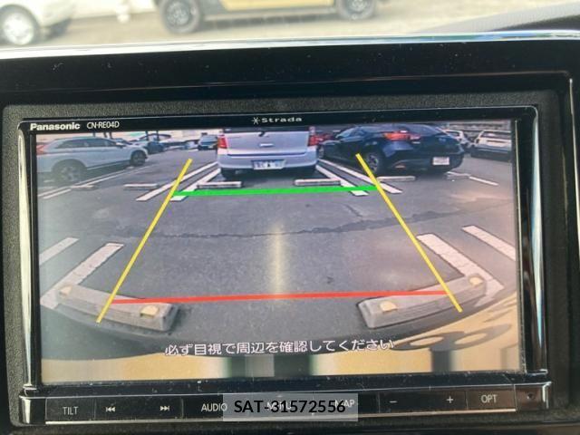 Honda N BOX CUSTOM 2018-02 8881160-18