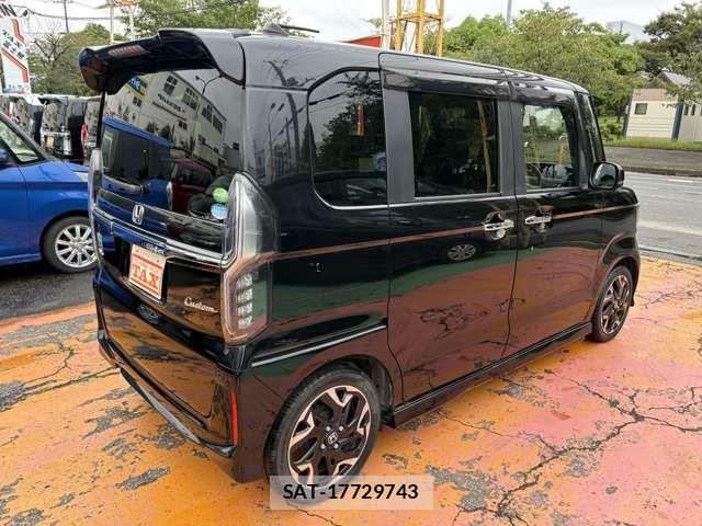 Honda N BOX CUSTOM 2020-10 8881118-4