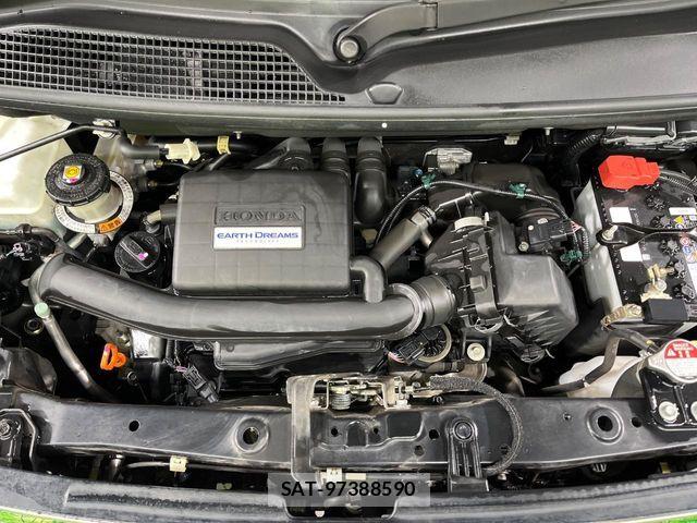Honda N BOX CUSTOM 2018-02 8881133-17