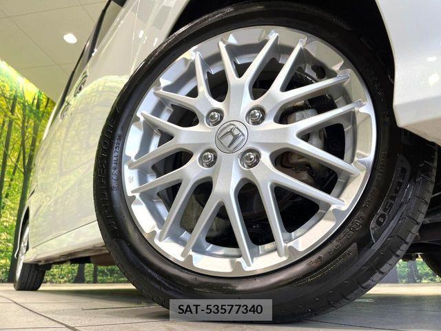 Honda N BOX CUSTOM 2023-08 8881112-12
