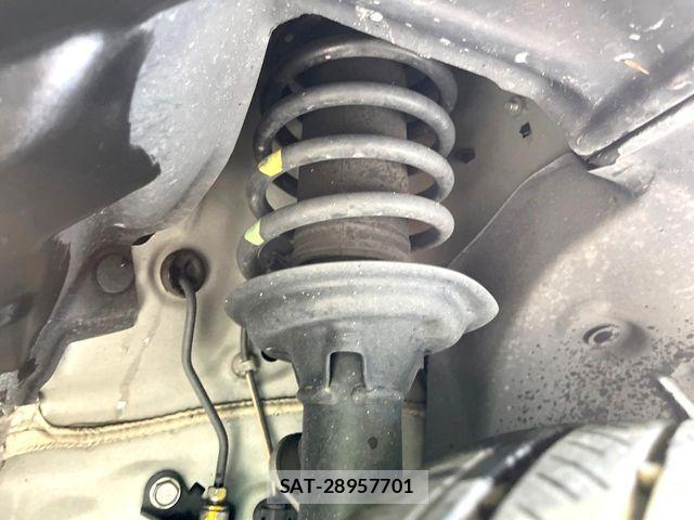 Honda N BOX CUSTOM 2023-10 8881093-19