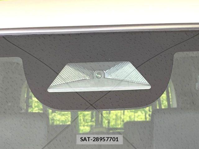 Honda N BOX CUSTOM 2023-10 8881093-3