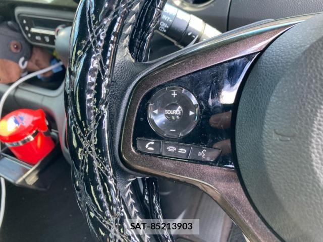 Honda N BOX CUSTOM 2019-08 8881163-14