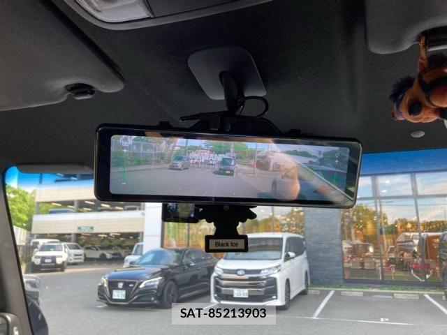 Honda N BOX CUSTOM 2019-08 8881163-15