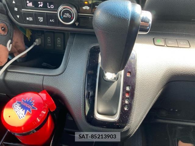 Honda N BOX CUSTOM 2019-08 8881163-19