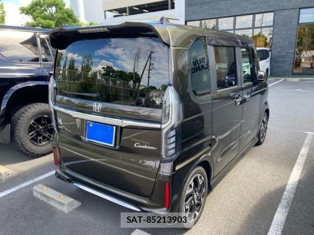 Honda N BOX CUSTOM 2019-08 8881163-5