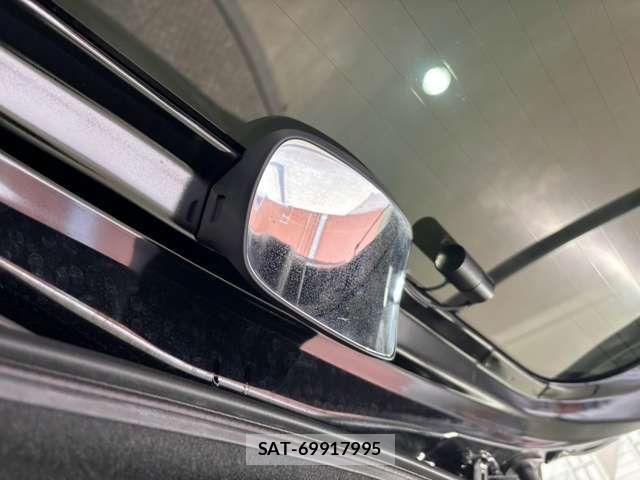 Honda N BOX CUSTOM 2023-06 8881111-18