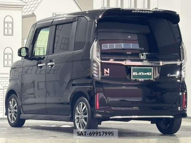 Honda N BOX CUSTOM 2023-06 8881111-5