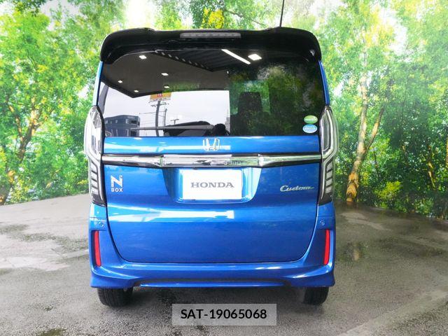Honda N BOX CUSTOM 2019-12 8881124-9
