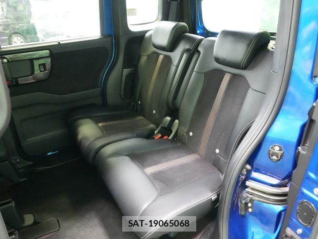 Honda N BOX CUSTOM 2019-12 8881124-24