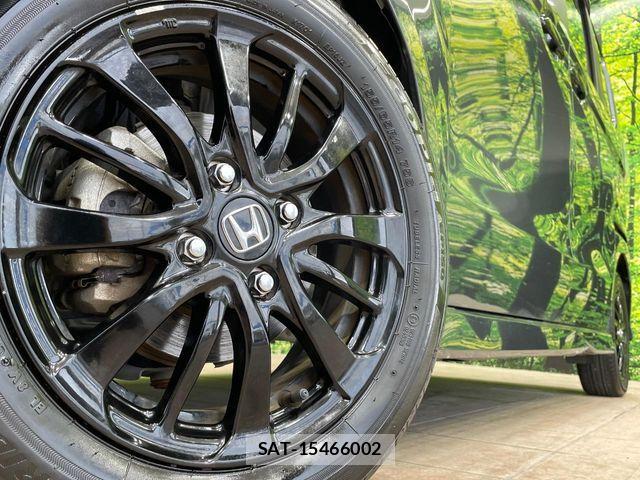 Honda N BOX CUSTOM 2022-02 8881103-11