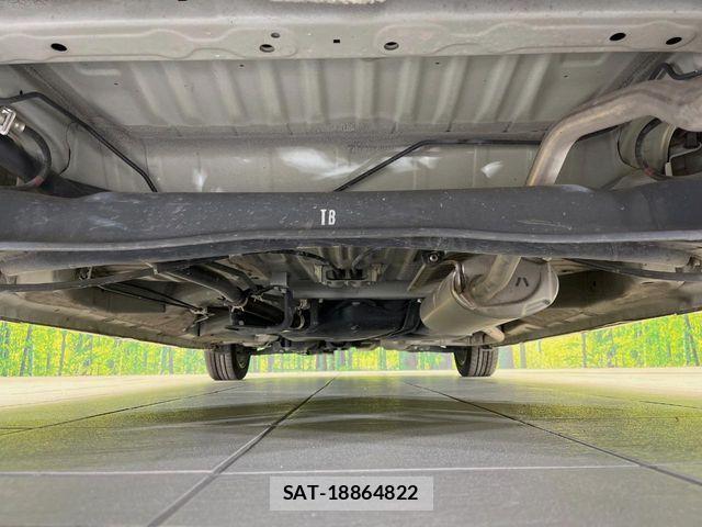 Honda N BOX CUSTOM 2019-09 8881123-18